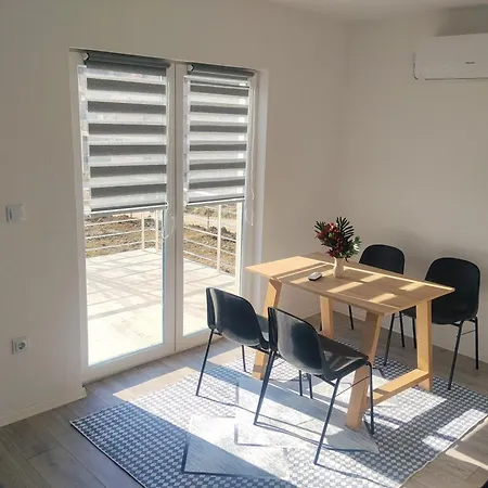 D&e Apartament *